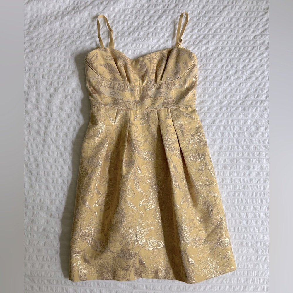 NWT Yellow/Gold Strapless Mini Dress Women’s 4 - Picture 2 of 5
